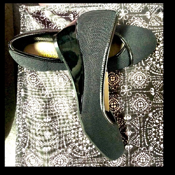 BASIC EDITION earlena women’s dress/casual shoes  2in wedge black size 5 NWT - Picture 7 of 12